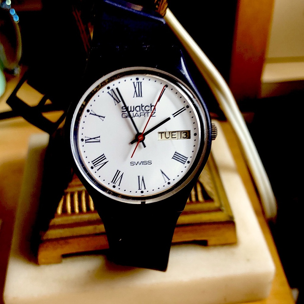 Ladies navy large Swatch Watch Vintage